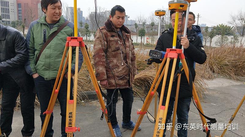 gps定位原理公式_gps定位数学原理_gps定位原理 方程